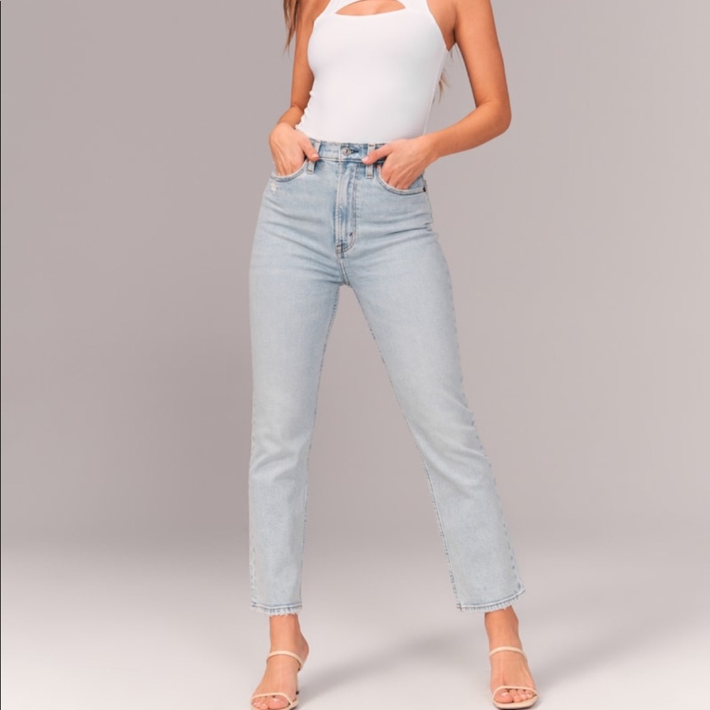 Abercrombie Ultra High Rise Ankle Straight Jean - Curve Love